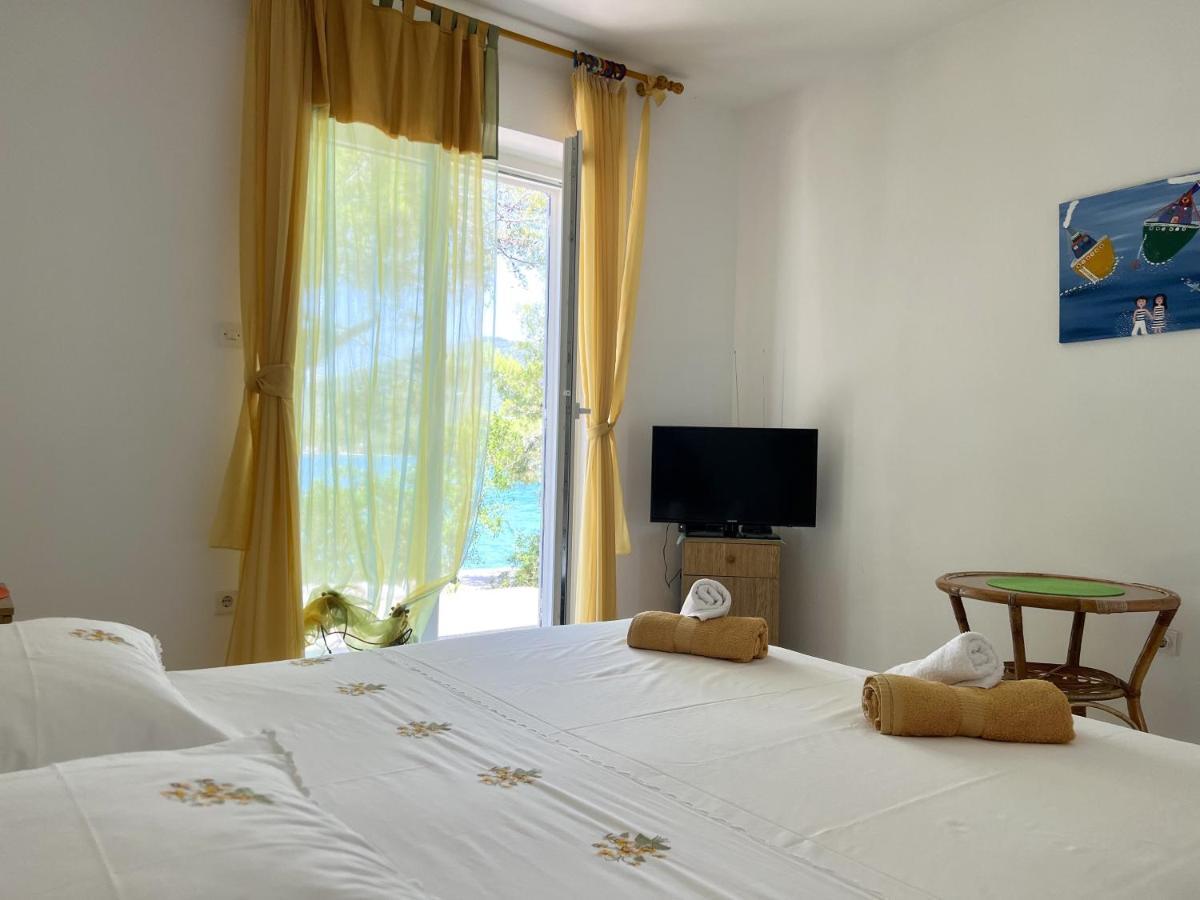 Apartments More & Ja Стон Екстериор снимка