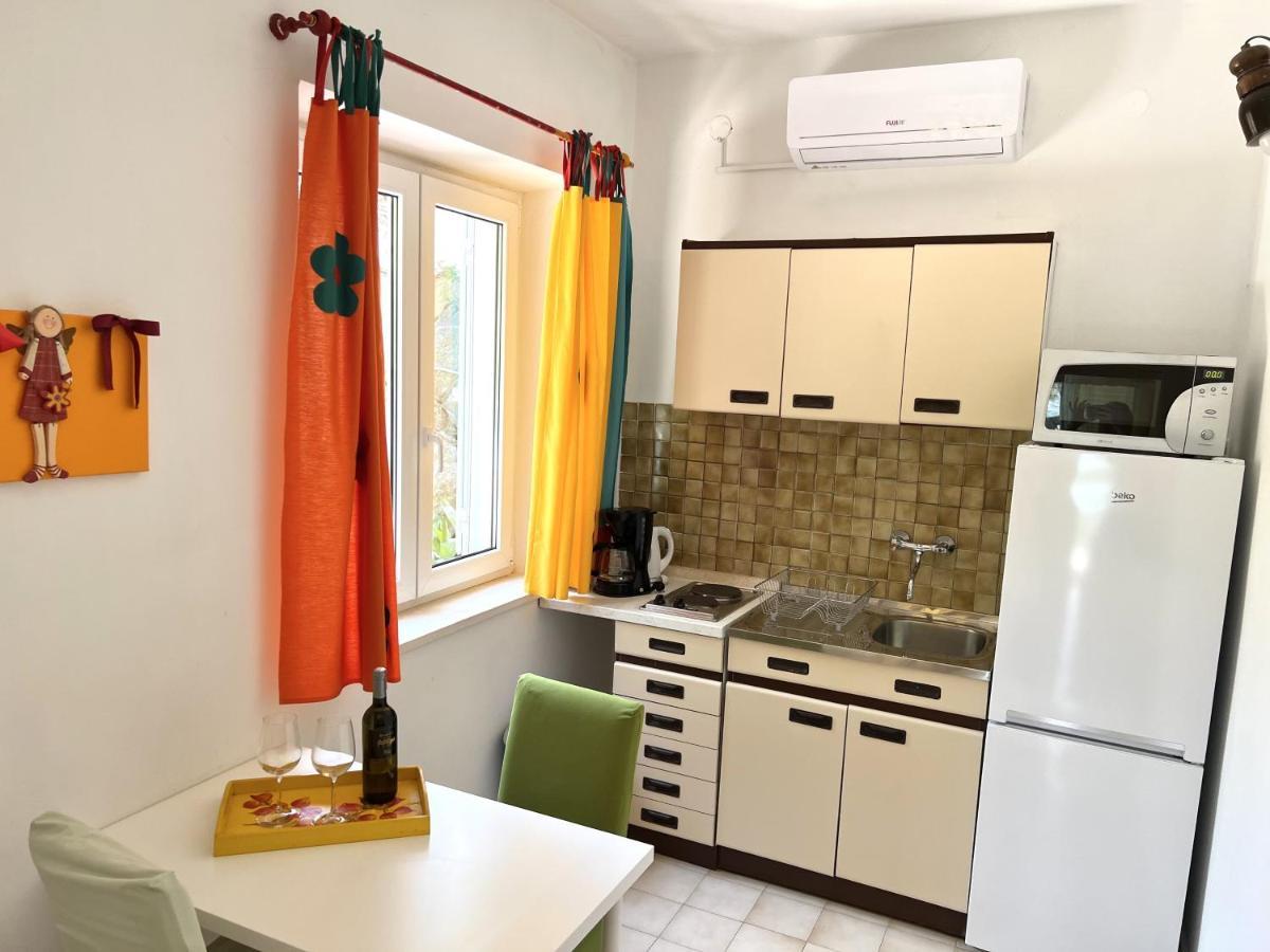 Apartments More & Ja Стон Екстериор снимка